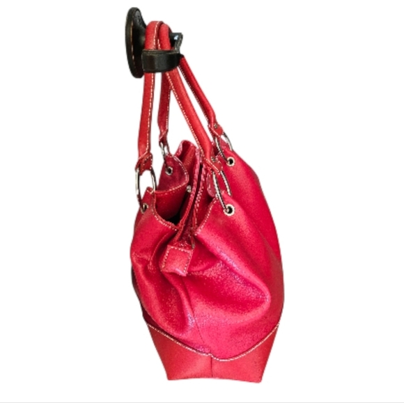 Tommy Hilfiger Red Faux Leather Slouchy Large Handbag - Picture 8 of 16